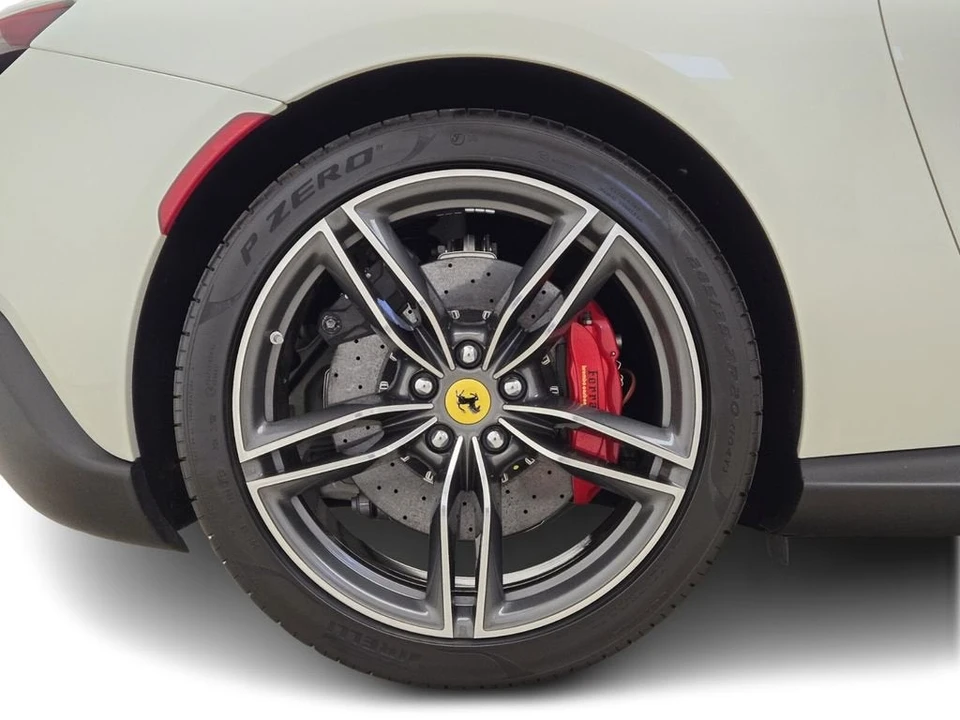 2024 Ferrari Roma - Image 7 of 31