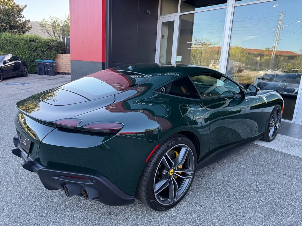 2024 Ferrari Roma - Image 15 of 21