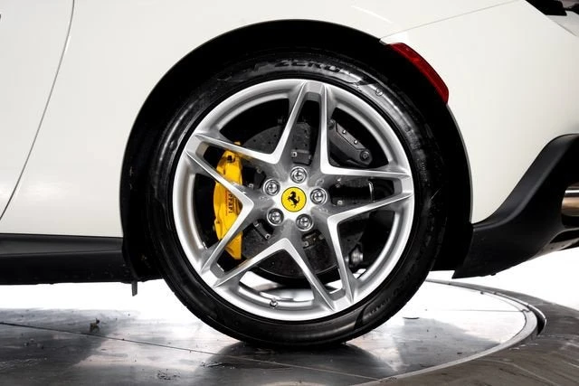 2024 Ferrari Roma - Image 19 of 31