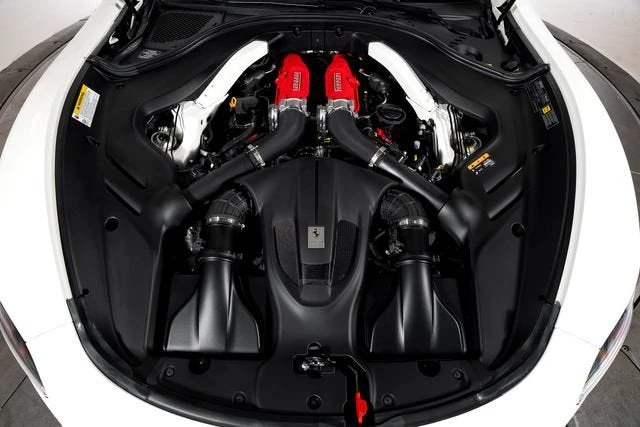 2024 Ferrari Roma - Image 15 of 31