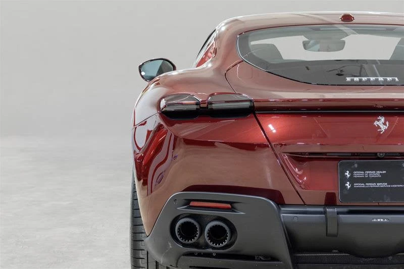2024 Ferrari Roma - Image 18 of 31