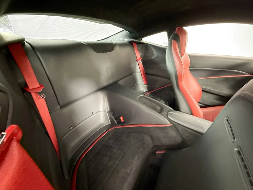 2024 Ferrari Roma - Image 22 of 31