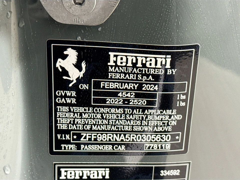 2024 Ferrari Roma - Image 29 of 31