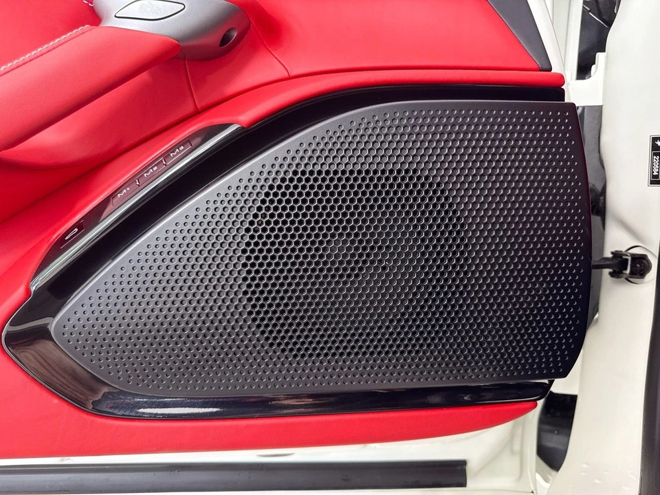2024 Ferrari Roma - Image 17 of 31