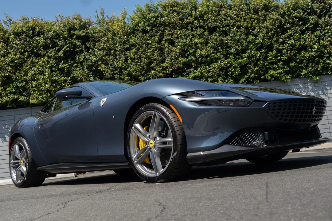 2024 Ferrari Roma - Image 17 of 21
