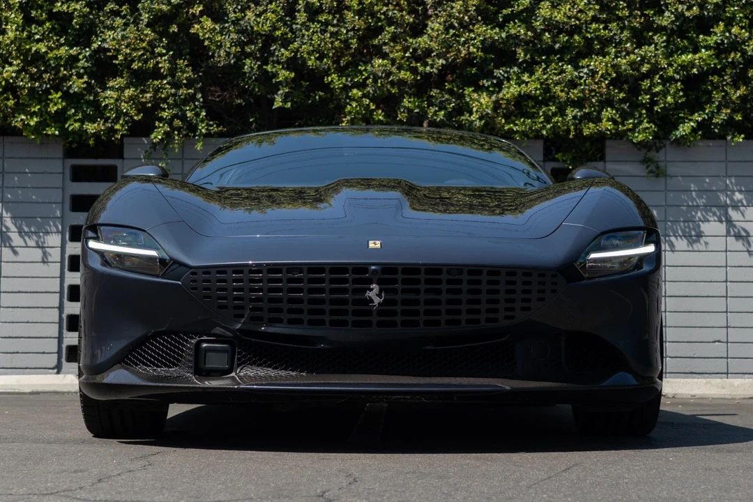 2024 Ferrari Roma - Image 18 of 21