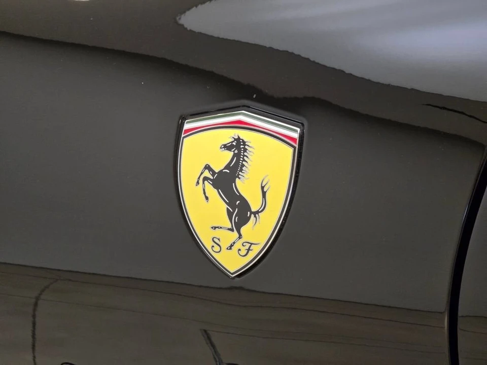 2024 Ferrari Roma - Image 16 of 31