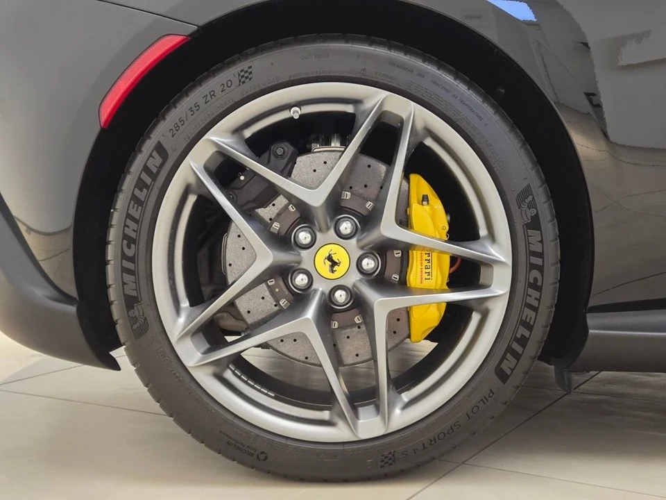 2024 Ferrari Roma - Image 7 of 31
