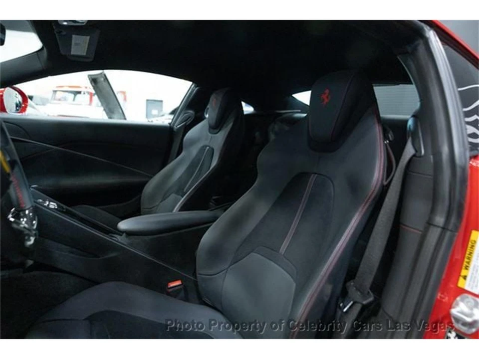 2024 Ferrari Roma - Image 15 of 27