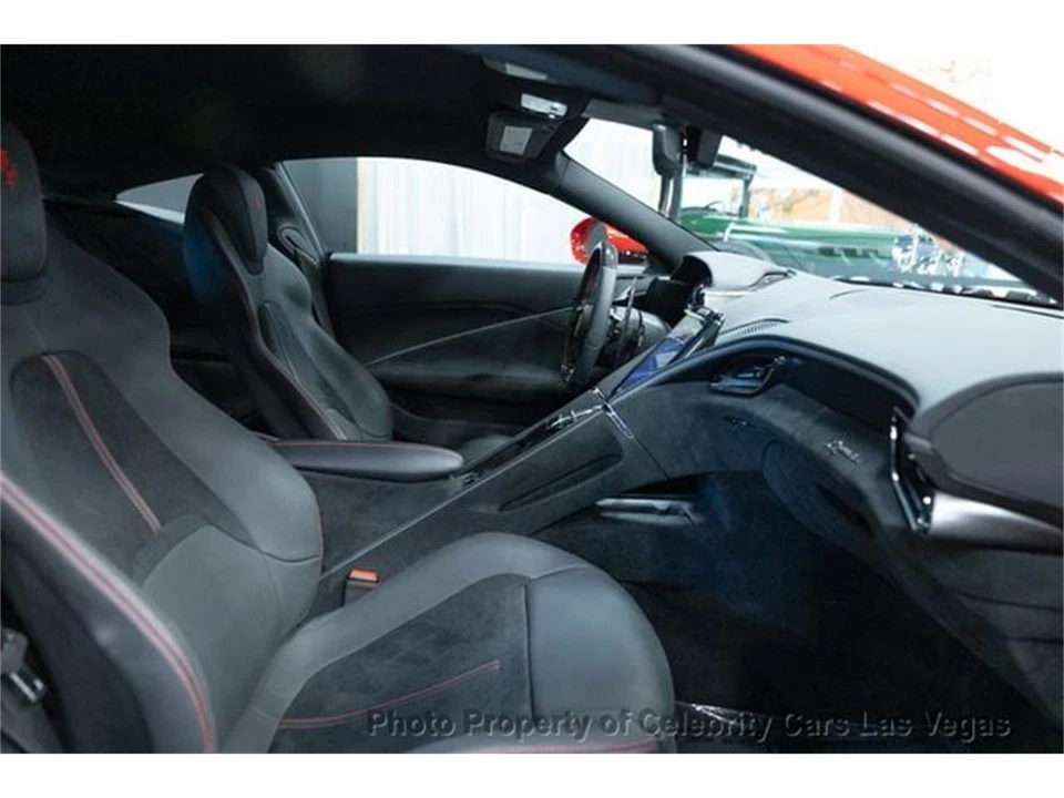 2024 Ferrari Roma - Image 21 of 27
