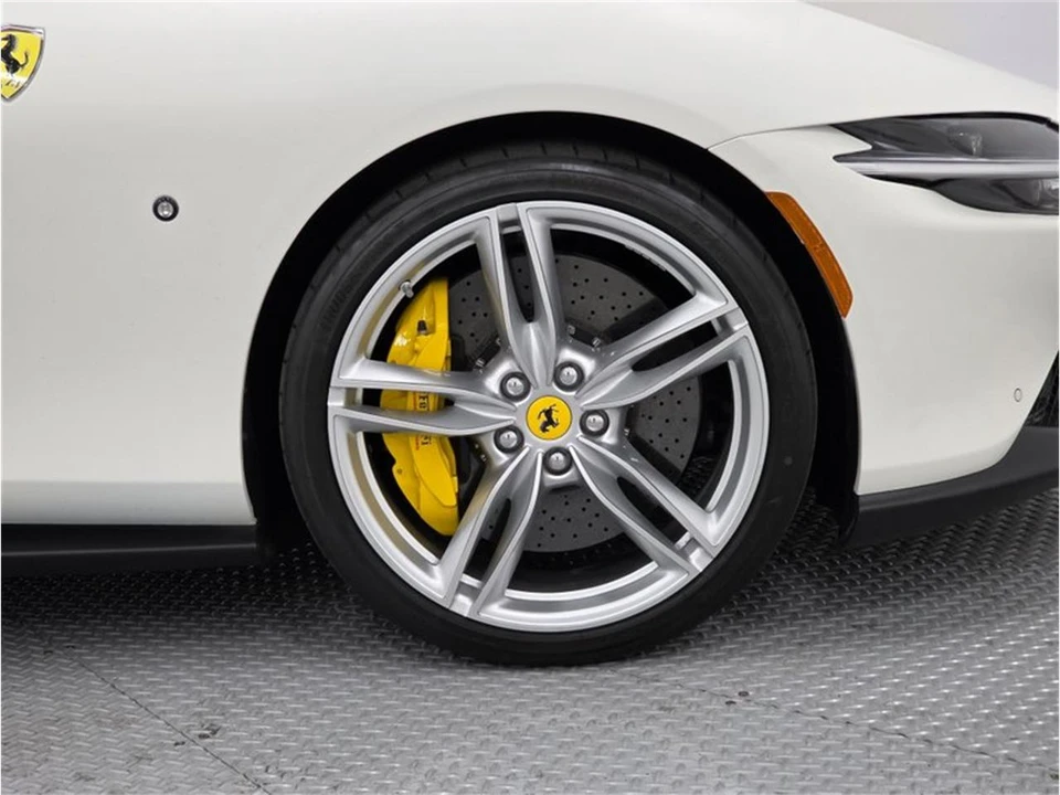 2024 Ferrari Roma - Image 9 of 31