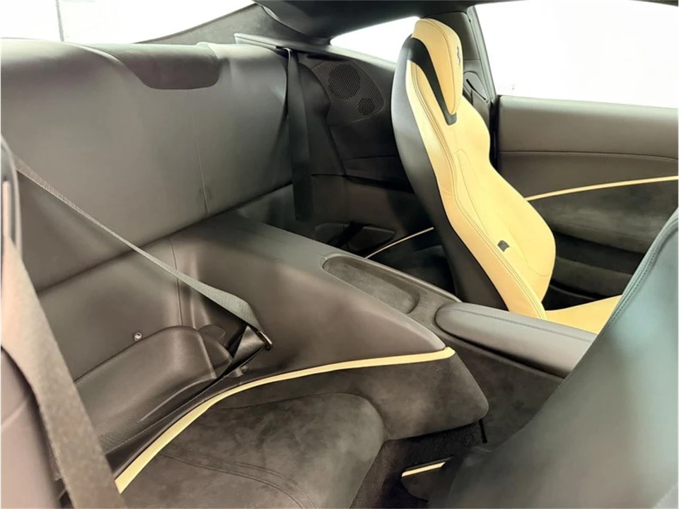 2024 Ferrari Roma - Image 25 of 31
