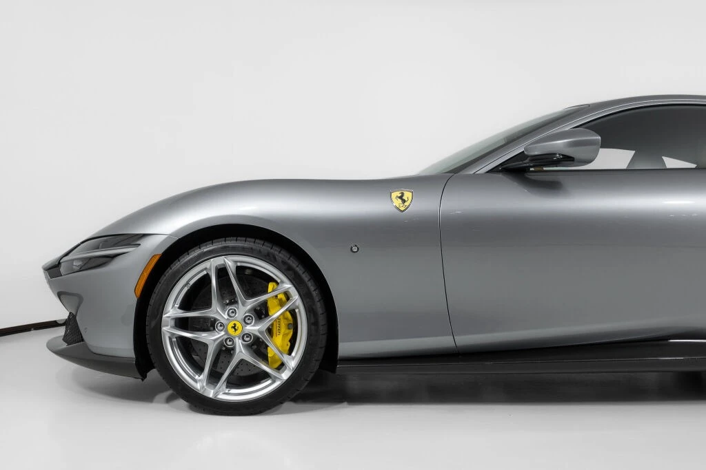 2024 Ferrari Roma - Image 12 of 31