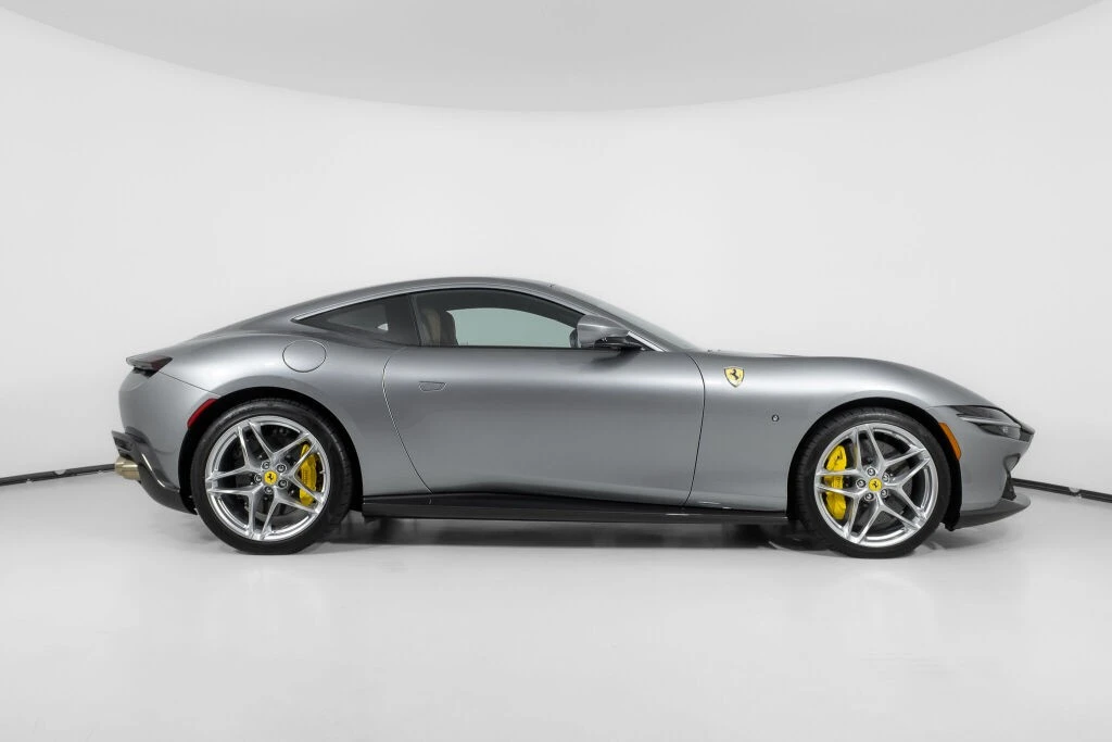 2024 Ferrari Roma - Image 10 of 31