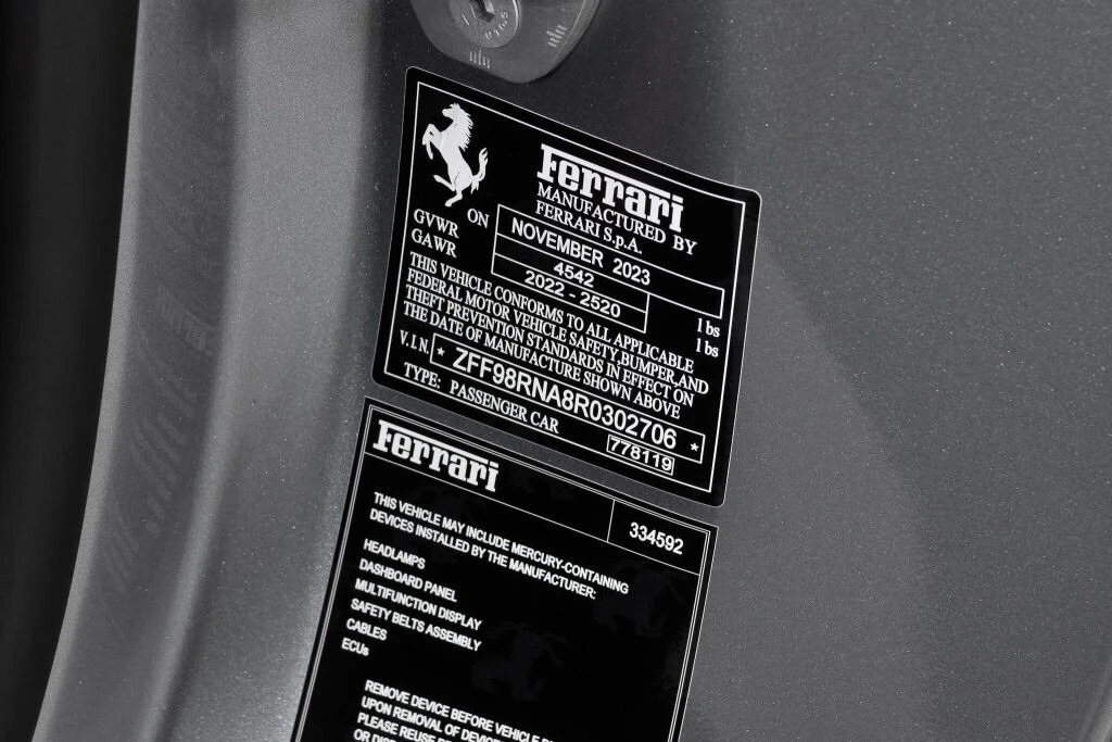 2024 Ferrari Roma - Image 28 of 31