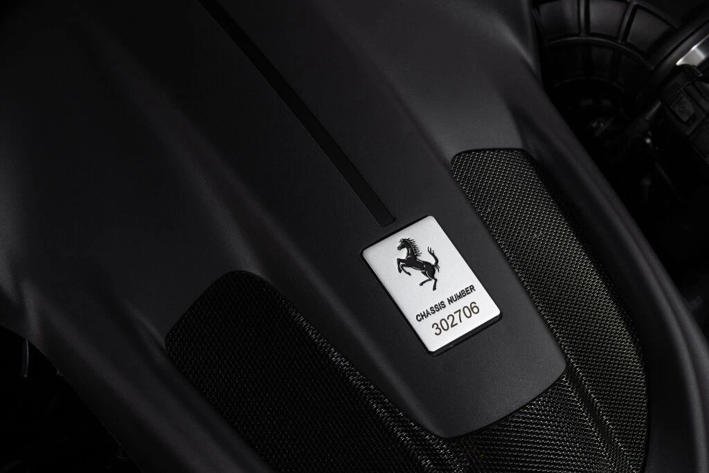 2024 Ferrari Roma - Image 25 of 31
