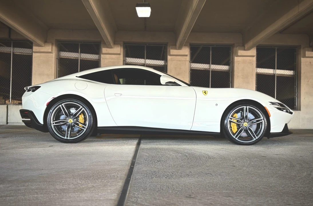 2024 Ferrari Roma - Image 10 of 31
