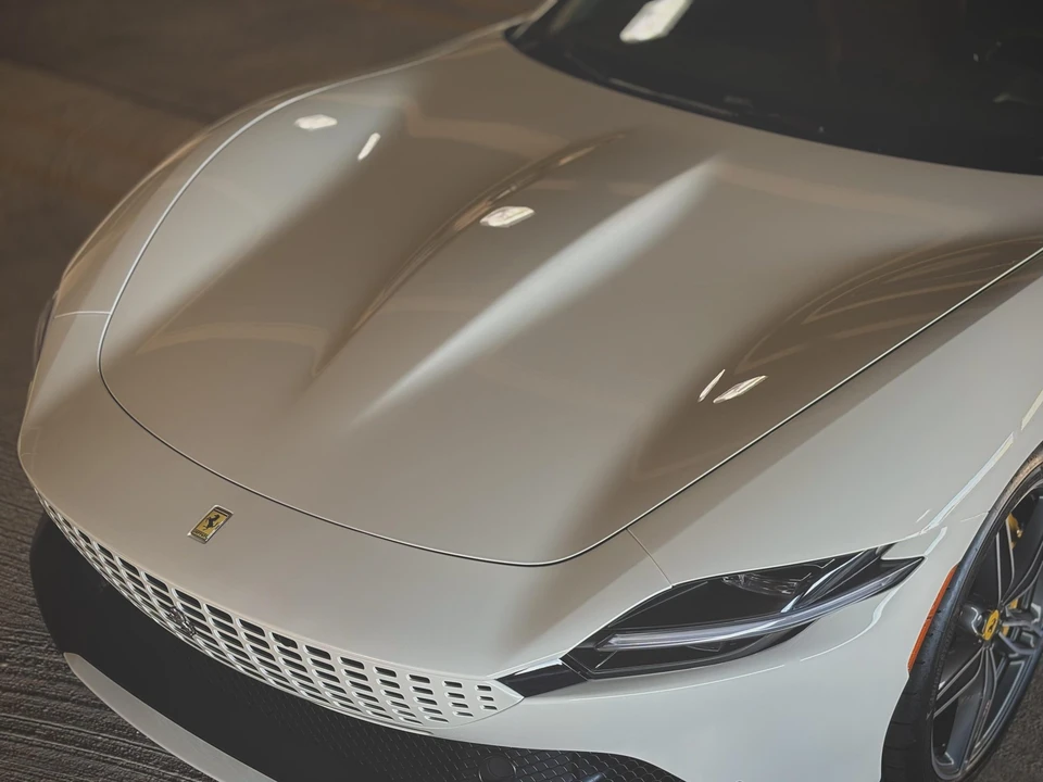 2024 Ferrari Roma - Image 25 of 31
