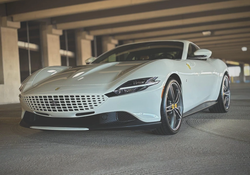 2024 Ferrari Roma - Image 2 of 31