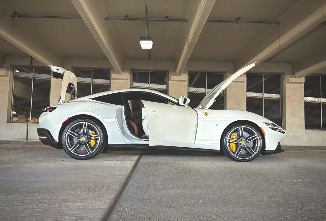 2024 Ferrari Roma - Image 11 of 31