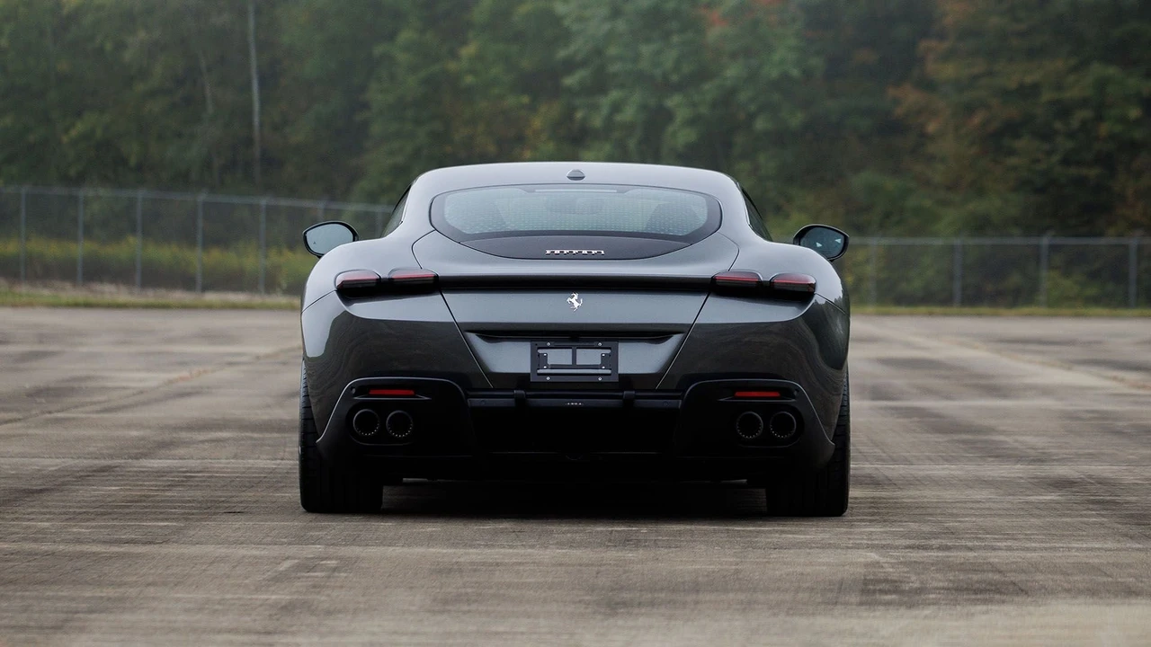 2024 Ferrari Roma - Image 5 of 31
