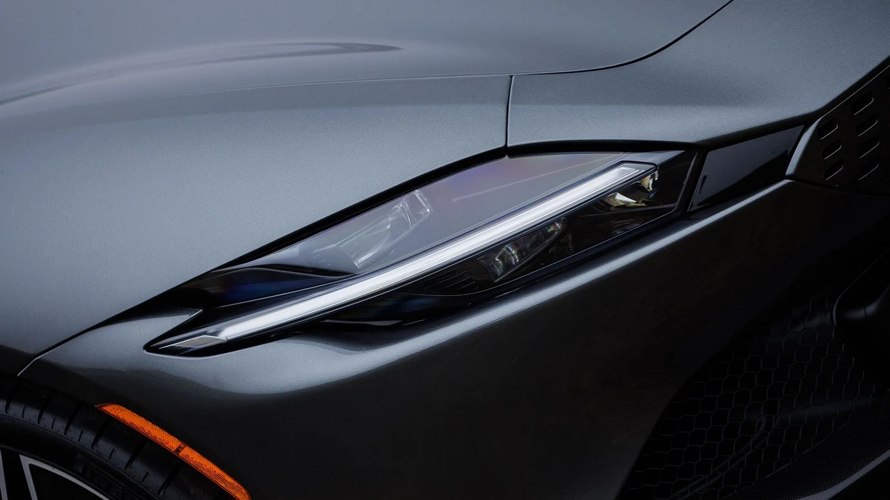 2024 Ferrari Roma - Image 18 of 31