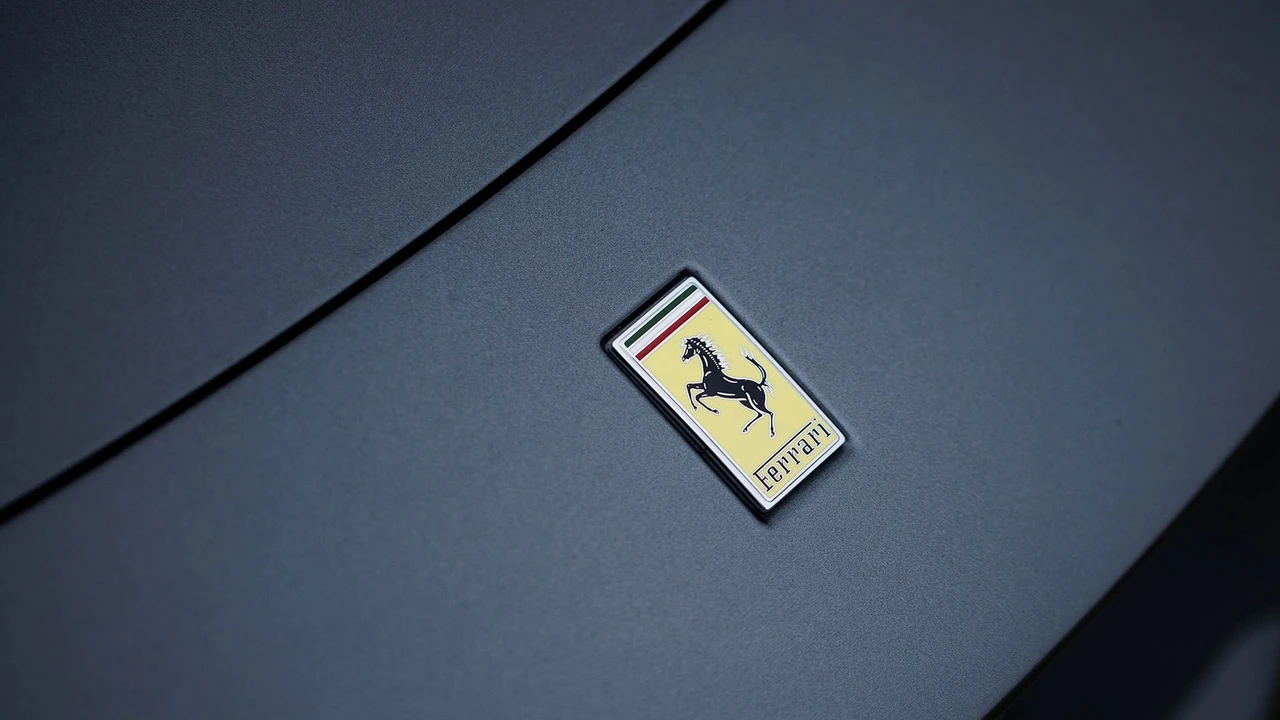 2024 Ferrari Roma - Image 20 of 31