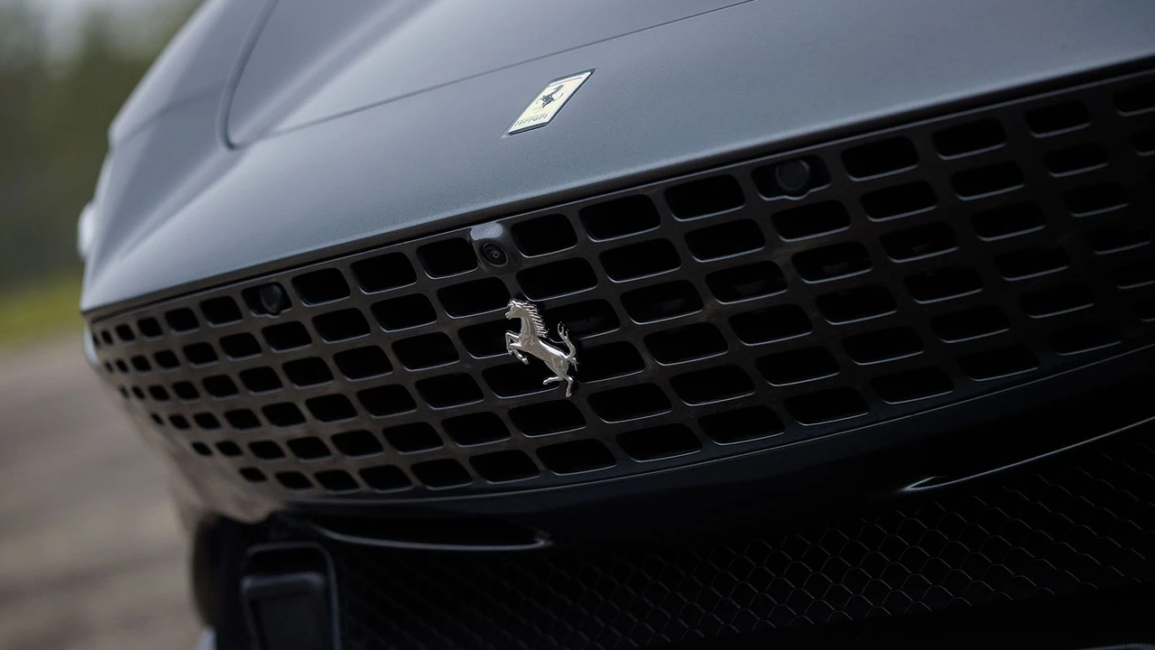 2024 Ferrari Roma - Image 19 of 31