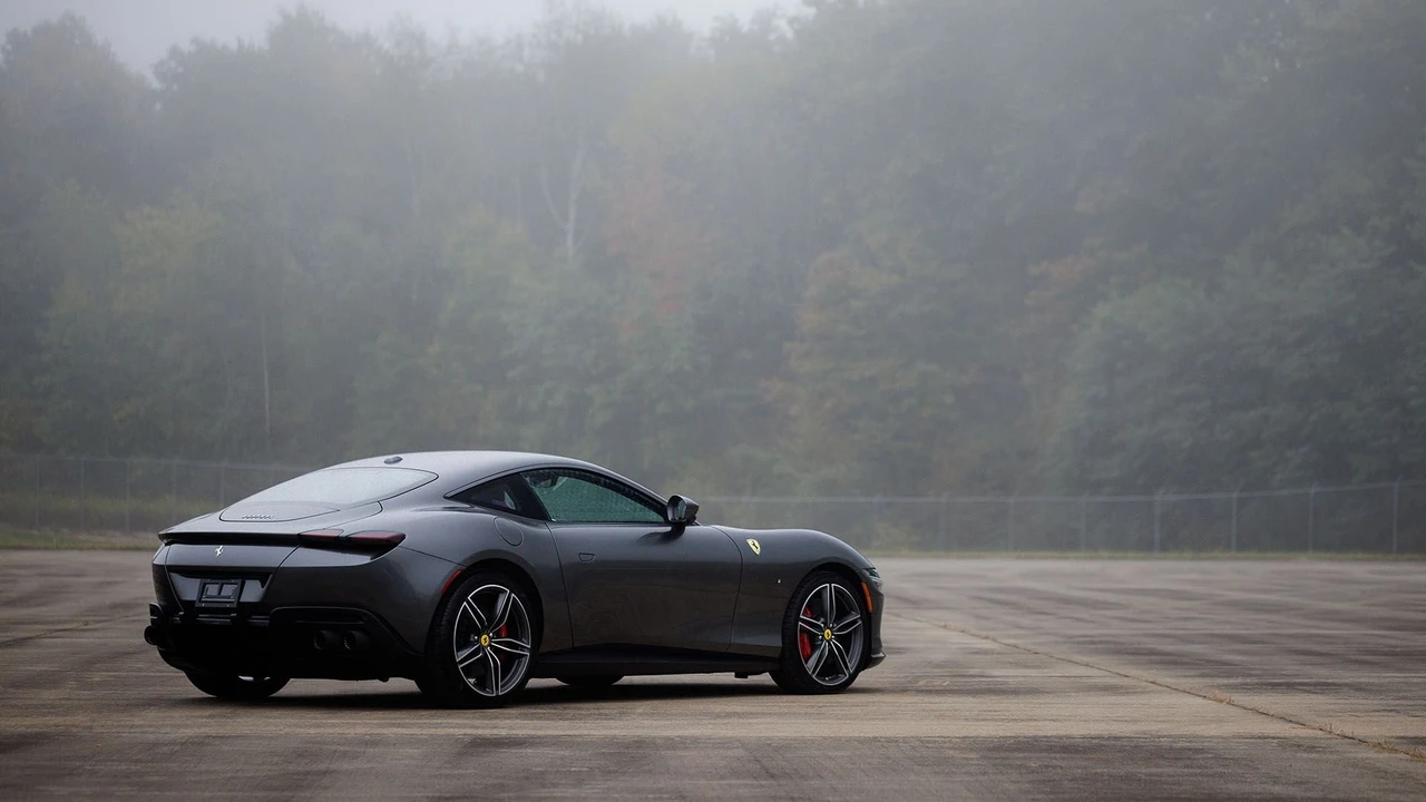 2024 Ferrari Roma - Image 13 of 31
