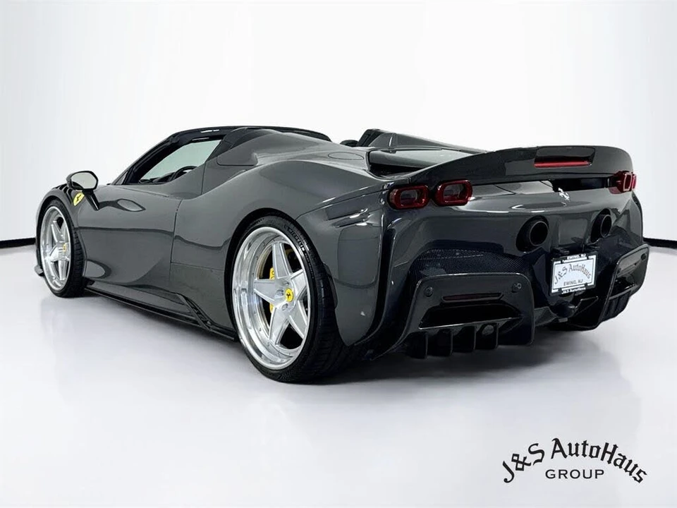 2024 Ferrari SF90 Spider - Image 5 of 31
