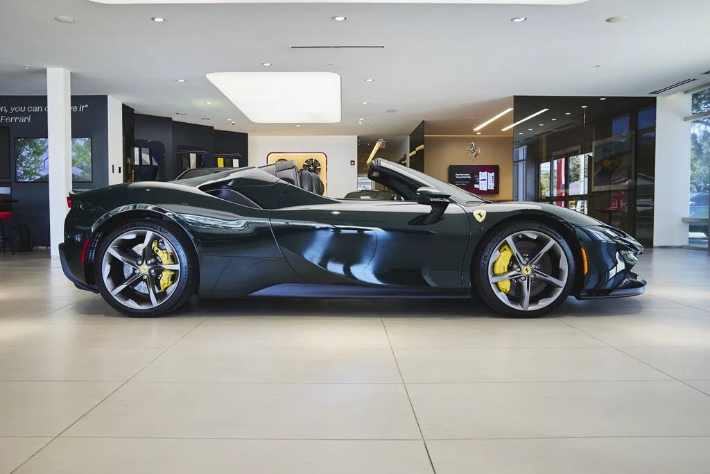 2024 Ferrari SF90 Spider - Image 13 of 31