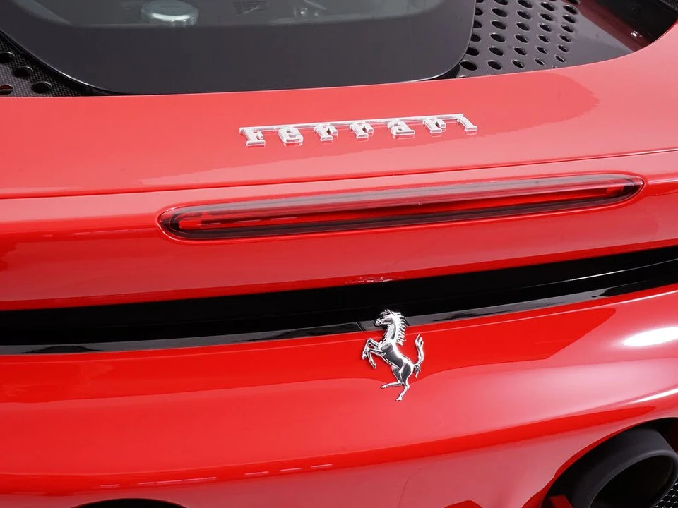 2024 Ferrari SF90 Spider - Image 25 of 31