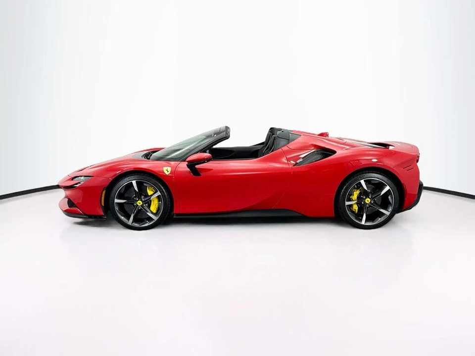 2024 Ferrari SF90 Spider - Image 8 of 31