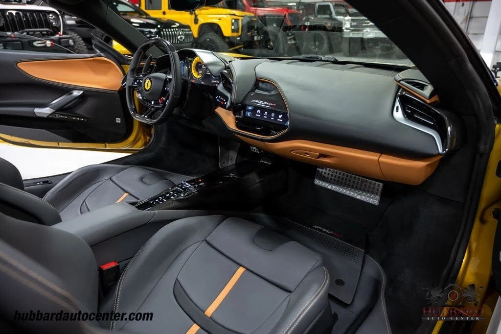 2024 Ferrari SF90 Spider - Image 27 of 31