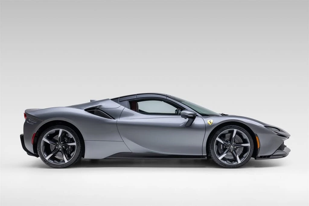 2024 Ferrari SF90 Spider - Image 10 of 31