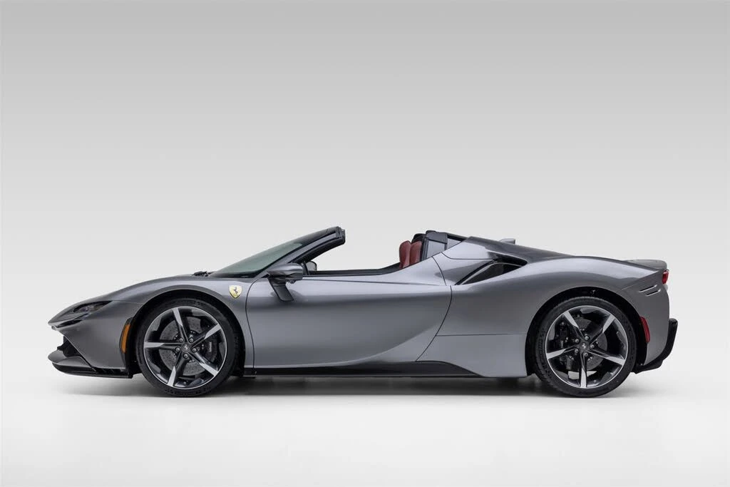 2024 Ferrari SF90 Spider - Image 6 of 31