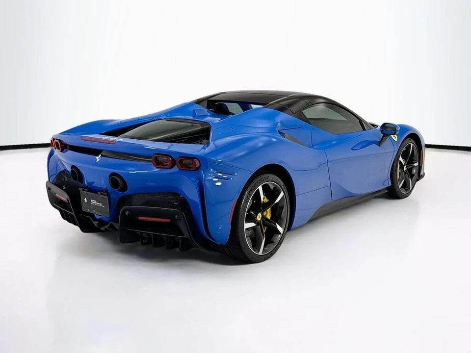 2024 Ferrari SF90 Spider - Image 13 of 31