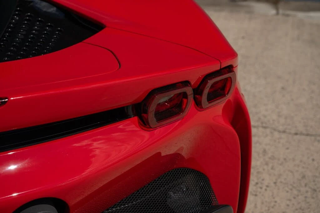 2024 Ferrari SF90 Spider - Image 27 of 31
