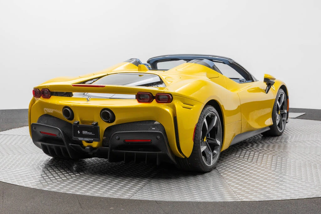 2024 Ferrari SF90 Spider - Image 8 of 31