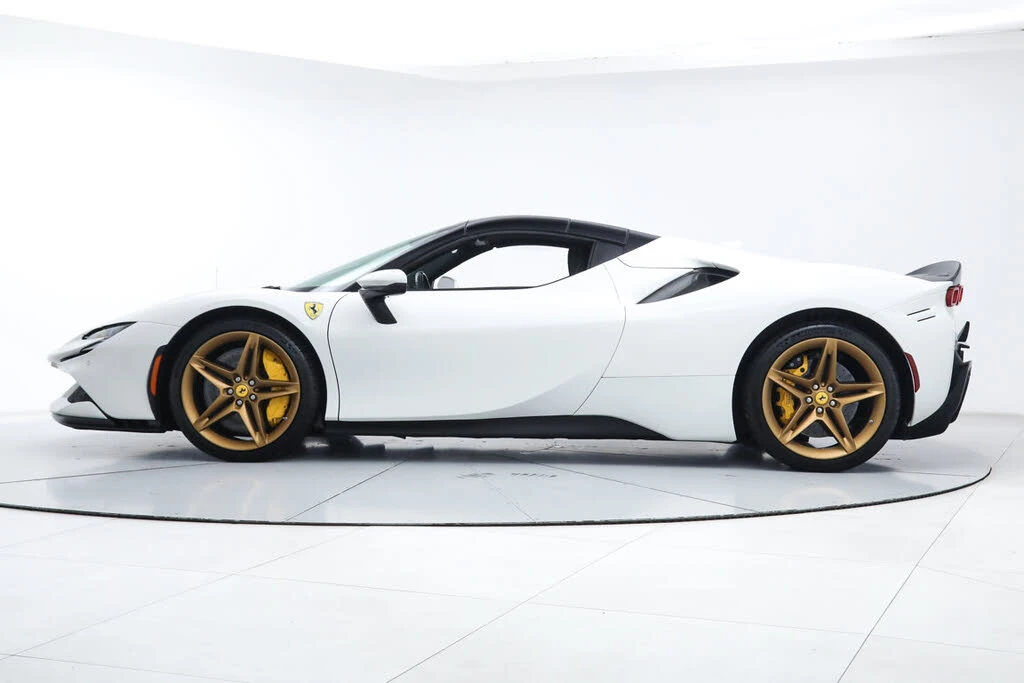 2024 Ferrari SF90 Spider - Image 7 of 31