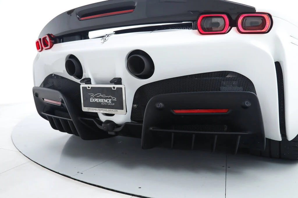 2024 Ferrari SF90 Spider - Image 19 of 31