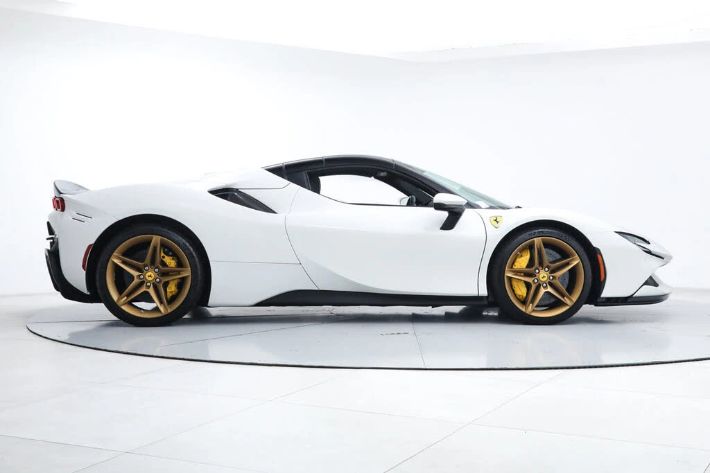 2024 Ferrari SF90 Spider - Image 11 of 31