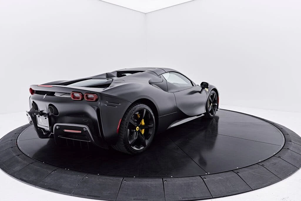 2024 Ferrari SF90 Spider - Image 18 of 31