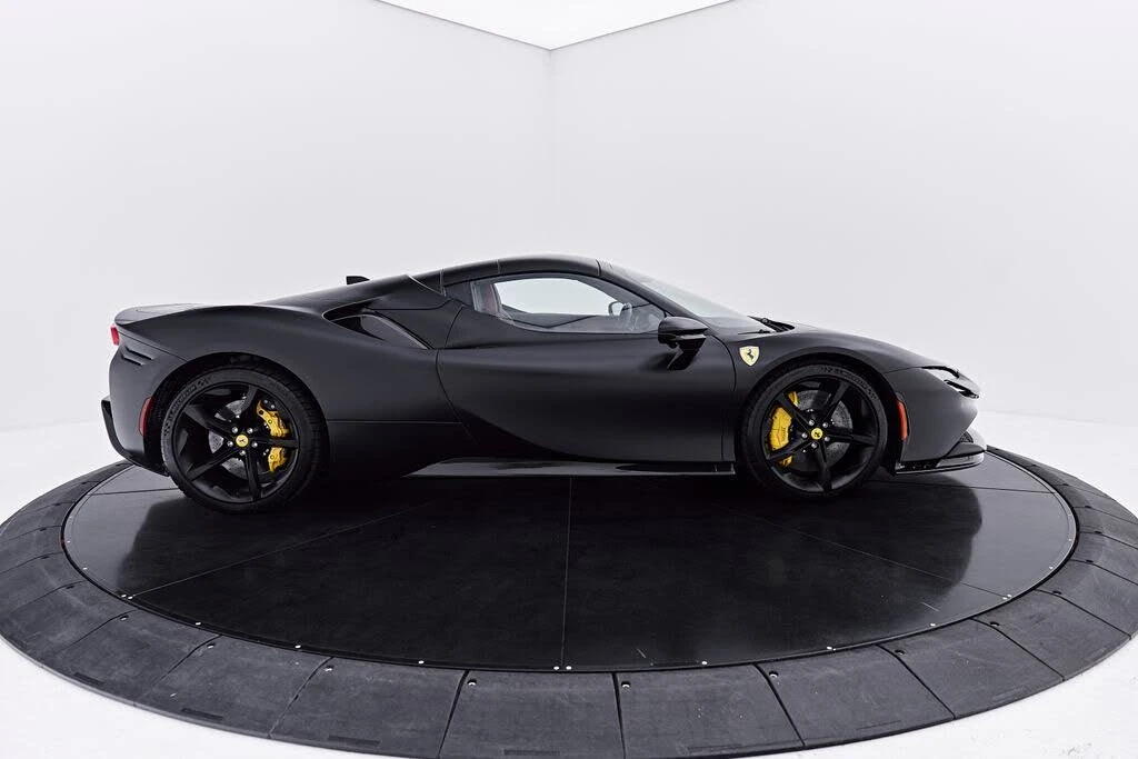 2024 Ferrari SF90 Spider - Image 19 of 31