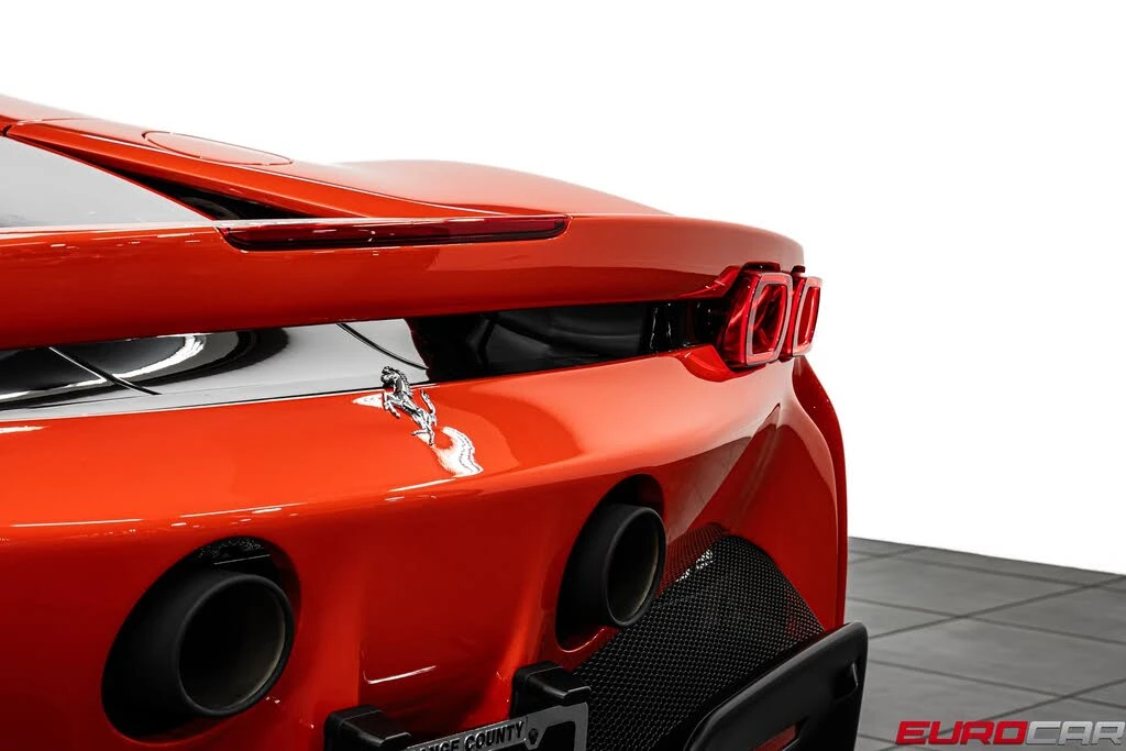 2024 Ferrari SF90 Spider - Image 27 of 31
