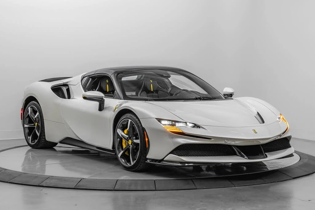 2024 Ferrari SF90 Spider - Image 13 of 31