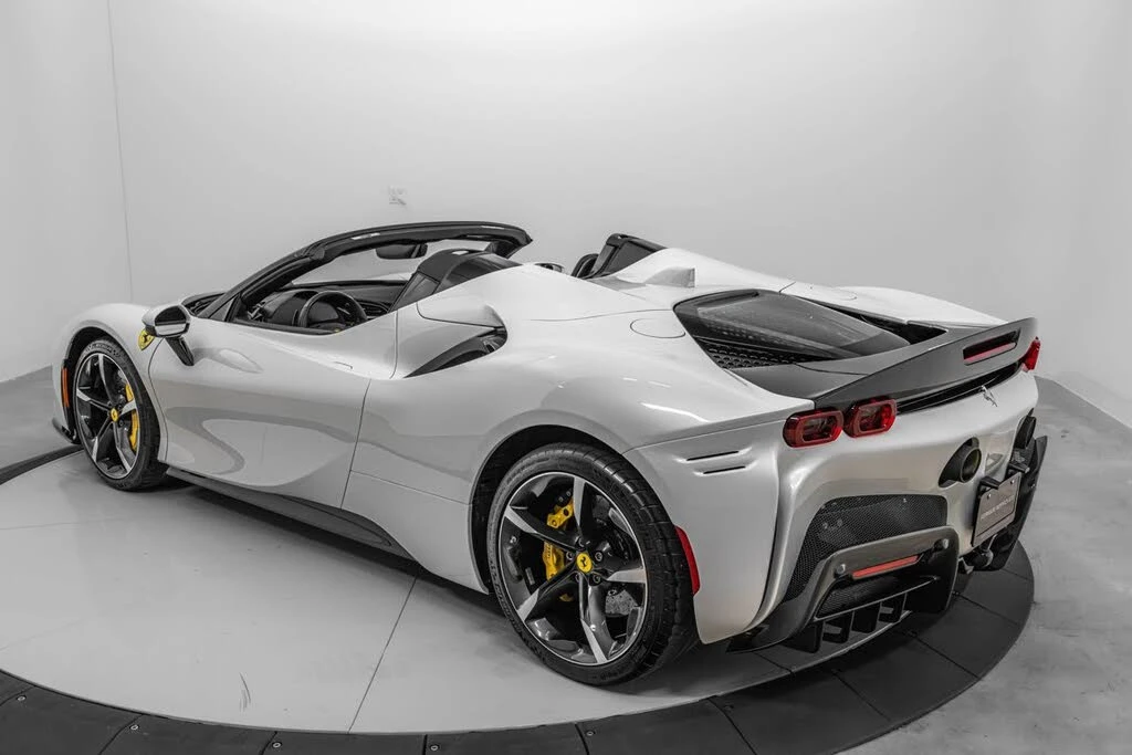 2024 Ferrari SF90 Spider - Image 14 of 31