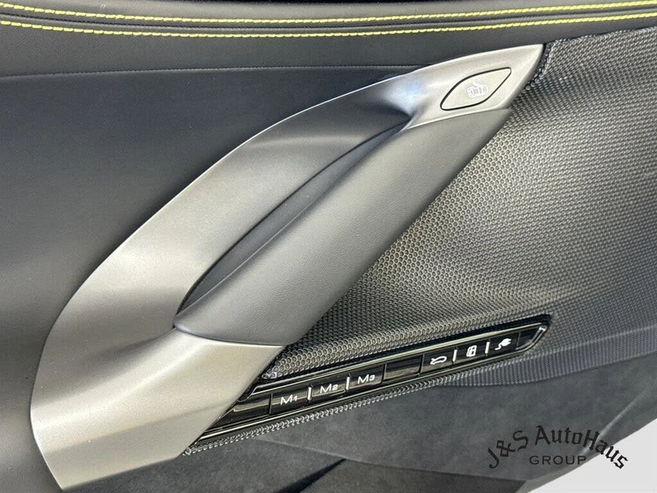 2024 Ferrari SF90 Spider - Image 24 of 31