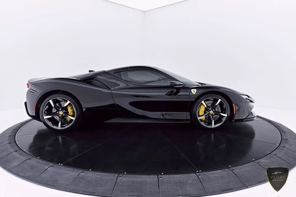 2024 Ferrari SF90 Spider - Image 17 of 31