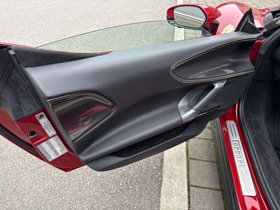 2024 Ferrari SF90 Spider - Image 27 of 31